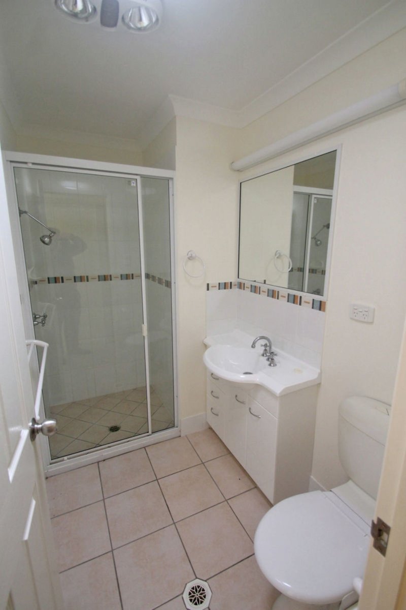 Photo - 21 Linhow Crescent, Clinton QLD 4680 - Image 11