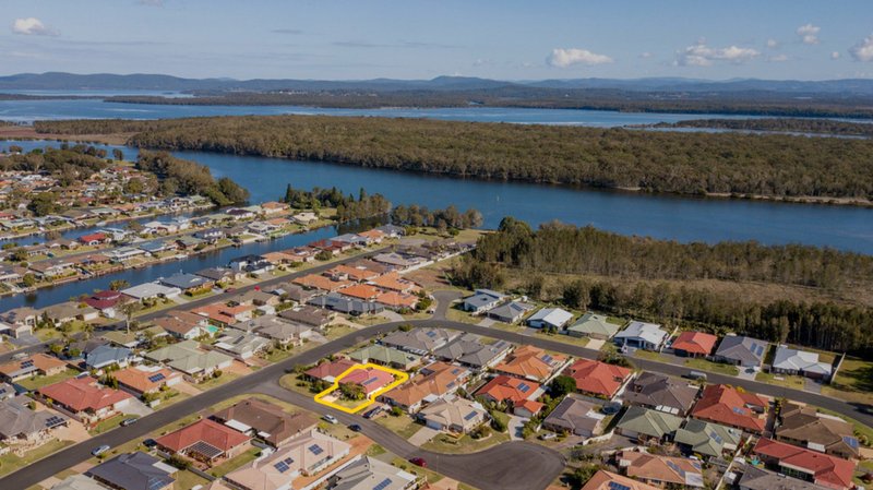 Photo - 2/1 Lisa Place, Forster NSW 2428 - Image 9