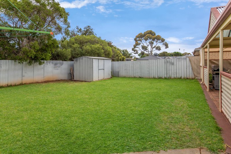 Photo - 21 Lisbon Road, Craigmore SA 5114 - Image 12