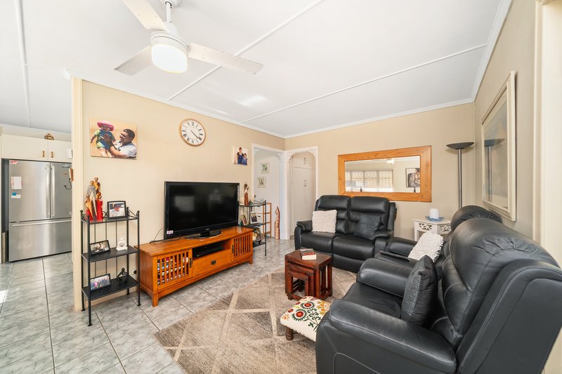 Photo - 21 Listowel Street, Bald Hills QLD 4036 - Image 4