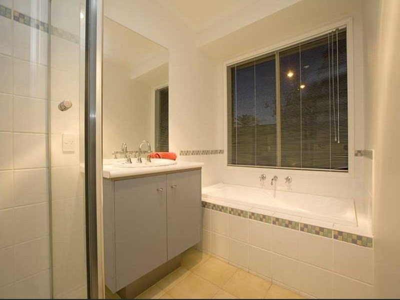 Photo - 21 Livorno Lane, Point Cook VIC 3030 - Image 2