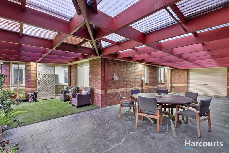 Photo - 21 Lochard Terrace, Narre Warren South VIC 3805 - Image 9