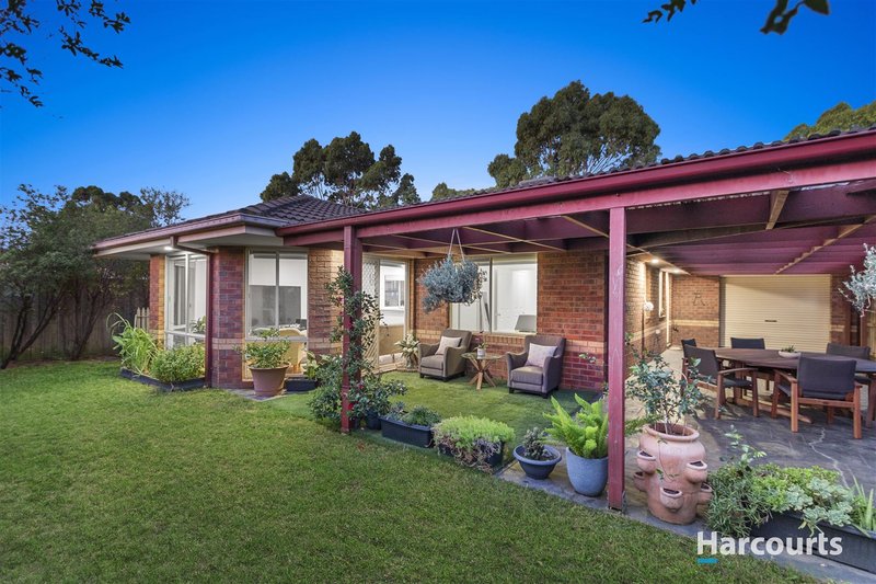 Photo - 21 Lochard Terrace, Narre Warren South VIC 3805 - Image 11