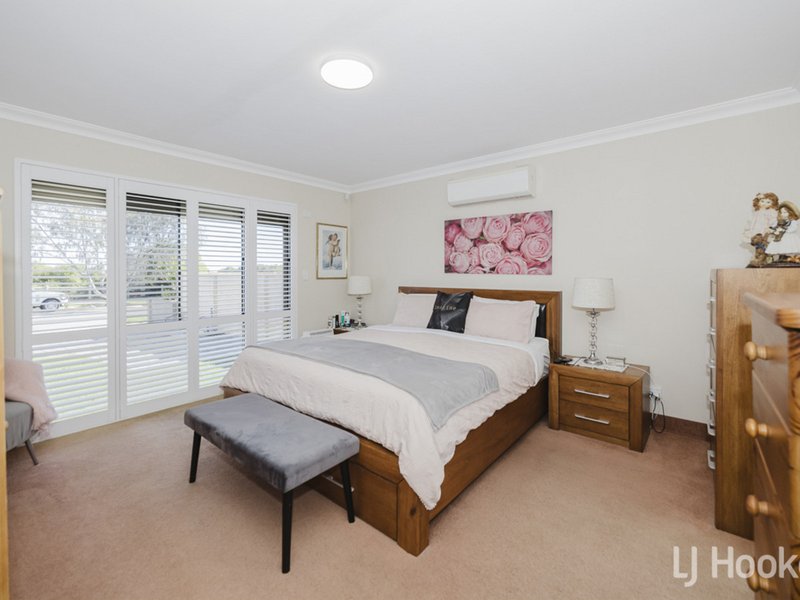 Photo - 21 Long Beach Promenade, Mindarie WA 6030 - Image 4