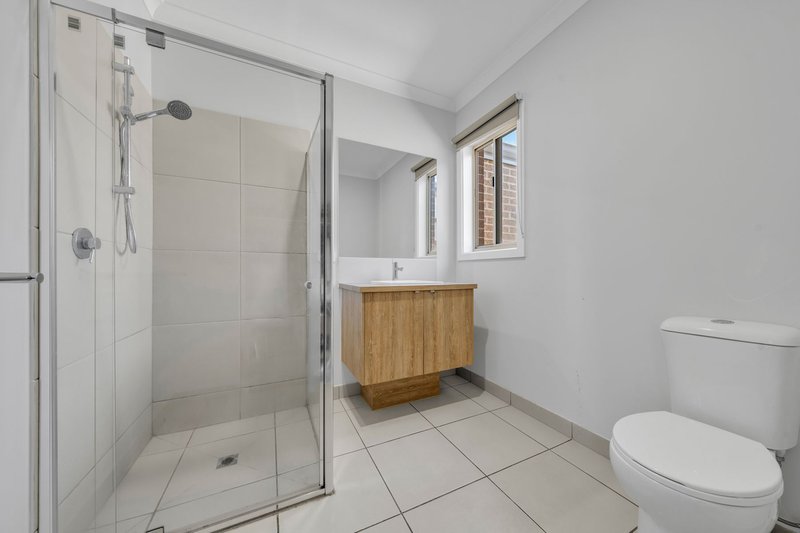 Photo - 21 Lorimer Street, Berwick VIC 3806 - Image 8