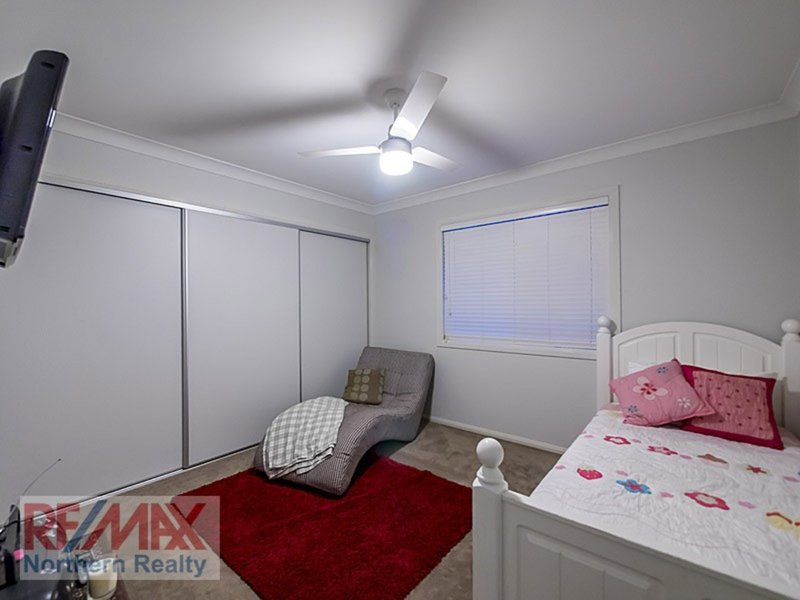 Photo - 21 Lowai Court, Albany Creek QLD 4035 - Image 15