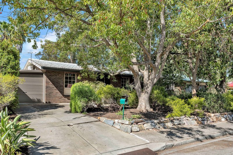 21 Lyle Street, Happy Valley SA 5159