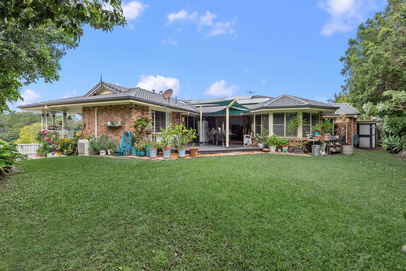 Photo - 21 Lynford Place, Bridgeman Downs QLD 4035 - Image 2