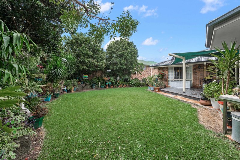 Photo - 21 Lynford Place, Bridgeman Downs QLD 4035 - Image 3