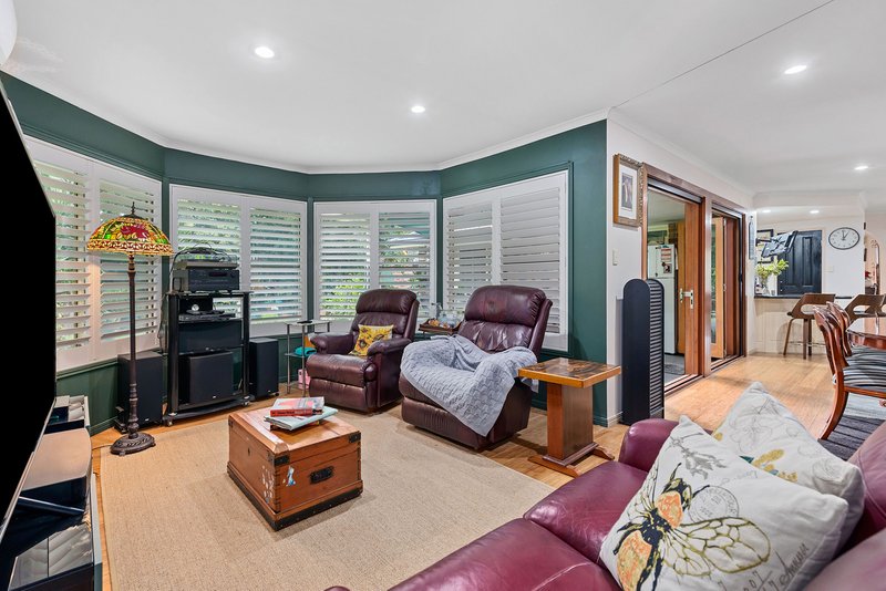 Photo - 21 Lynford Place, Bridgeman Downs QLD 4035 - Image 13