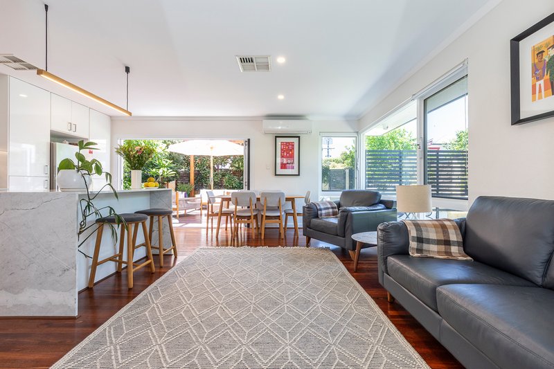 Photo - 21 Lynton Street, Mount Hawthorn WA 6016 - Image 3