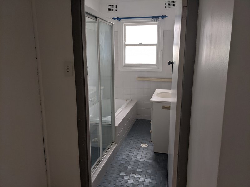 Photo - 21 Lynwood Avenue, The Entrance NSW 2261 - Image 10