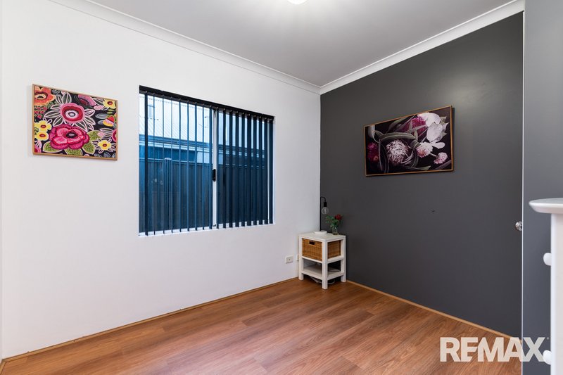 Photo - 21 Malmaison Way, Landsdale WA 6065 - Image 20