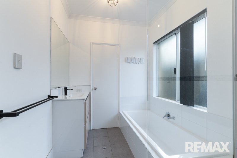 Photo - 21 Malmaison Way, Landsdale WA 6065 - Image 22