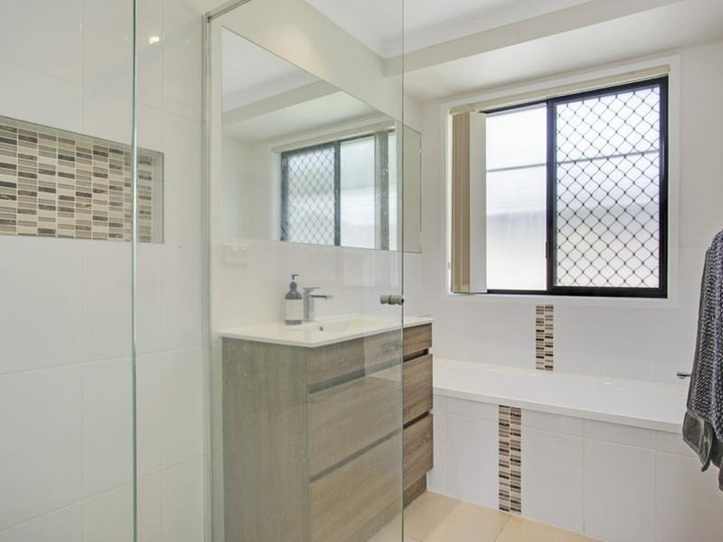 Photo - 21 Mandarin Court, Nerang QLD 4211 - Image 10