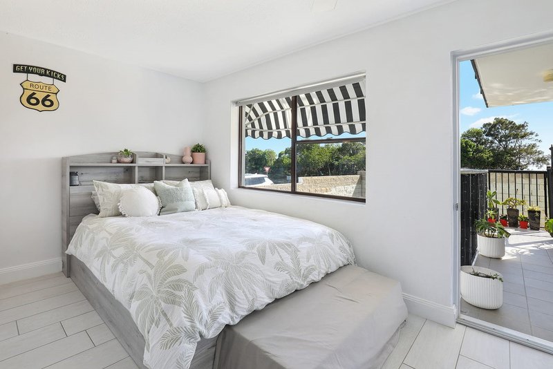 Photo - 2/1 Mandin Street, Alexandra Headland QLD 4572 - Image 5