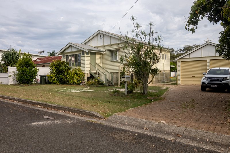 Photo - 21 Mant Street, Point Vernon QLD 4655 - Image 20