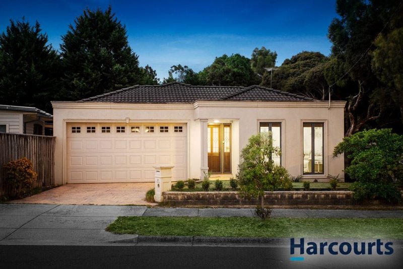 21 Manuka Drive, Ferntree Gully VIC 3156