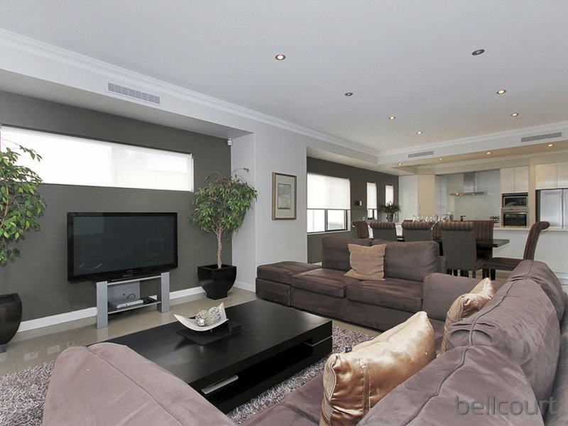 Photo - 21 Marginson Drive, Landsdale WA 6065 - Image 11