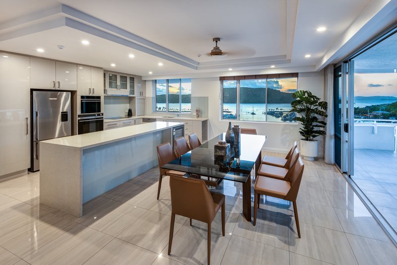 Photo - 2/1 Marina Drive, Yacht Harbour Towers , Hamilton Island QLD 4803 - Image 3