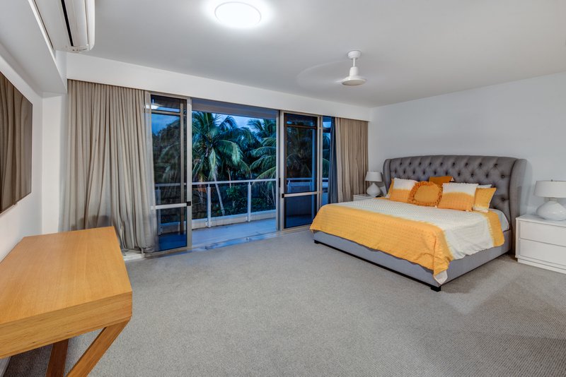 Photo - 2/1 Marina Drive, Yacht Harbour Towers , Hamilton Island QLD 4803 - Image 24