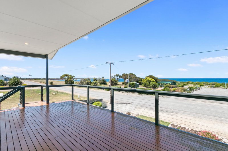 Photo - 21 Marine Parade, Port Moorowie SA 5576 - Image 8