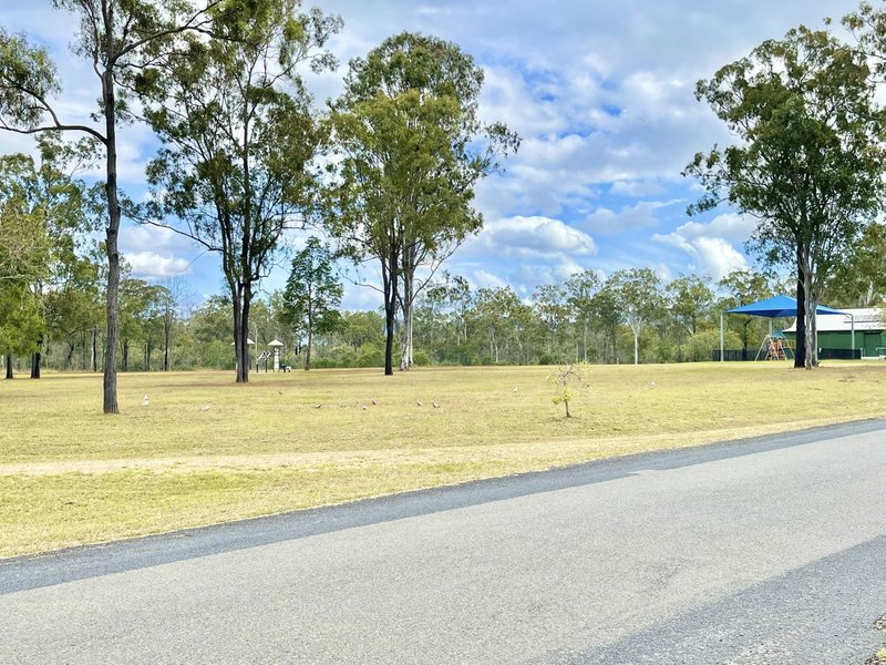 Photo - 21 Martin Street, Bororen QLD 4678 - Image 10