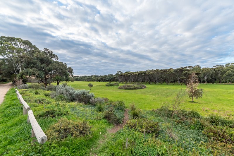 Photo - 21 Martin Street, Port Willunga SA 5173 - Image 9