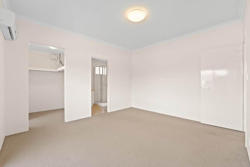 Photo - 21 Martindale Road, Baldivis WA 6171 - Image 8