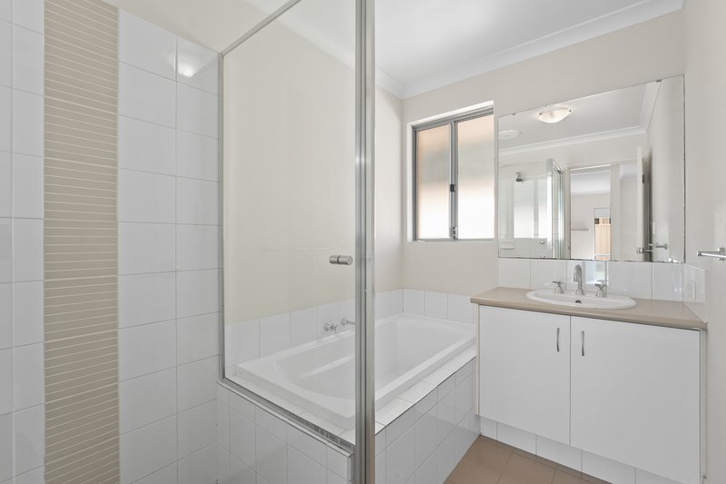 Photo - 21 Martindale Road, Baldivis WA 6171 - Image 23