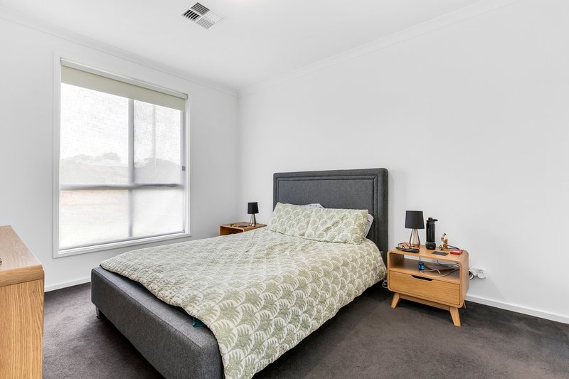 Photo - 21 Mary Street, Smithfield SA 5114 - Image 2