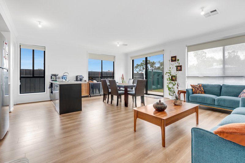 Photo - 21 Mary Street, Smithfield SA 5114 - Image 9