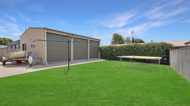 Photo - 21 Matthews Street, Harristown QLD 4350 - Image 2