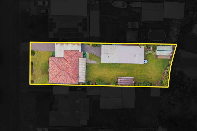 Photo - 21 Mazepa Avenue, South Penrith NSW 2750 - Image 16