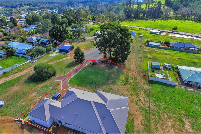 Photo - 21 Mcalpine Mews, Nannup WA 6275 - Image 2