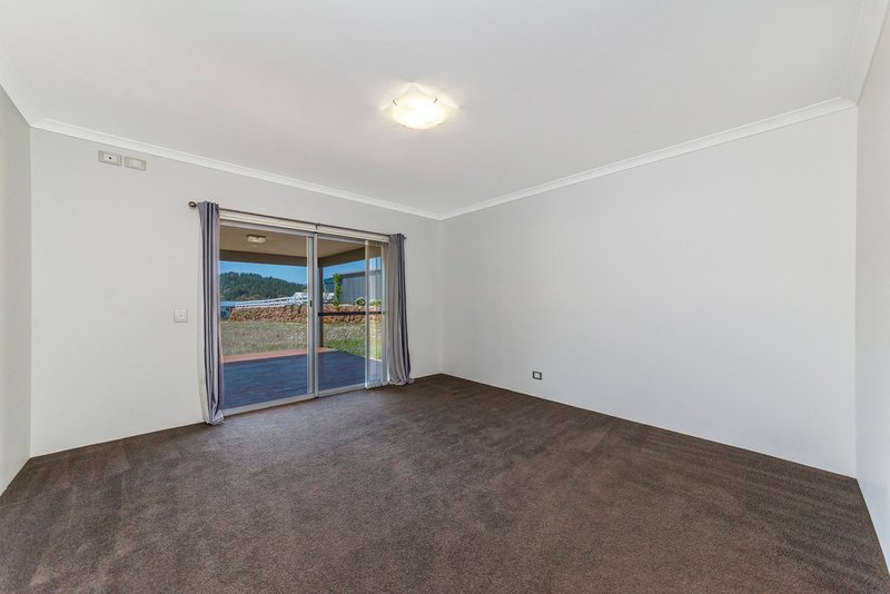 Photo - 21 Mcalpine Mews, Nannup WA 6275 - Image 6