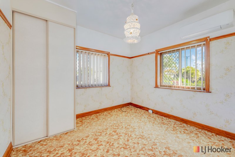 Photo - 21 Mccracken Street, Walkervale QLD 4670 - Image 7