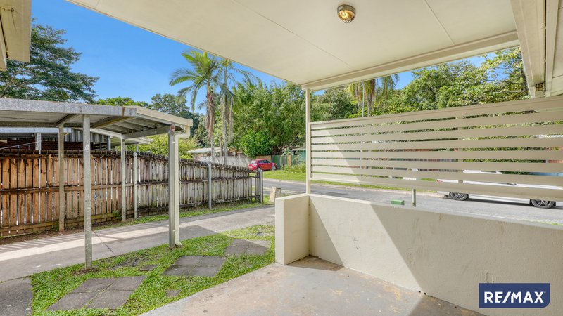 Photo - 21 Mcewen Street, Mooroobool QLD 4870 - Image 3