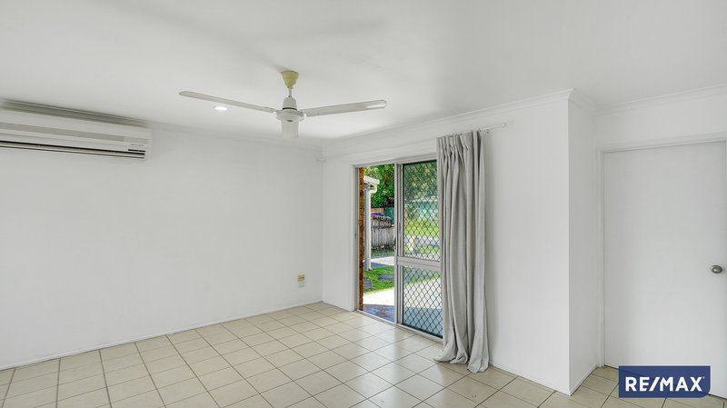 Photo - 21 Mcewen Street, Mooroobool QLD 4870 - Image 6