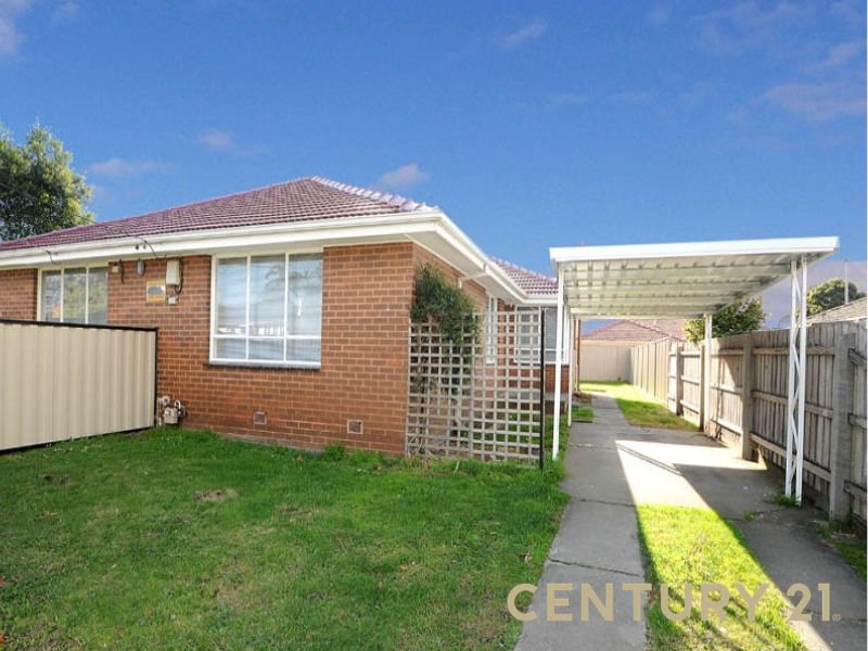 Photo - 2/1 Mcfees Road, Dandenong North VIC 3175 - Image 1