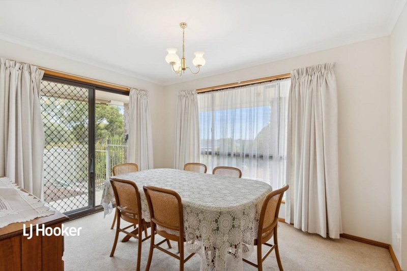 Photo - 21 Mcgill Crescent, Para Hills SA 5096 - Image 6