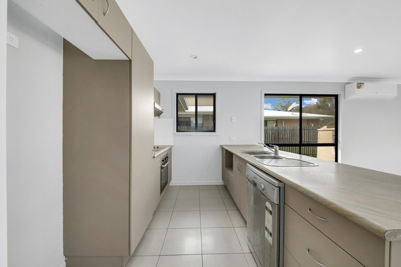 Photo - 21 Melaleuca Place, Glen Eden QLD 4680 - Image 3