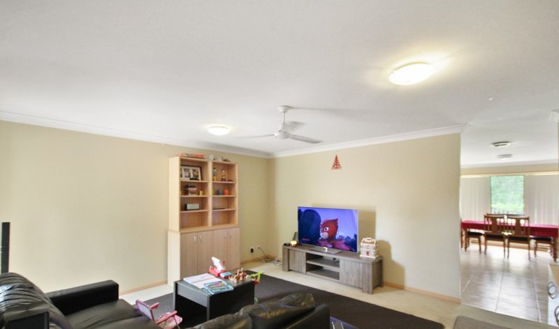 Photo - 21 Meridian Way, Beaudesert QLD 4285 - Image 2