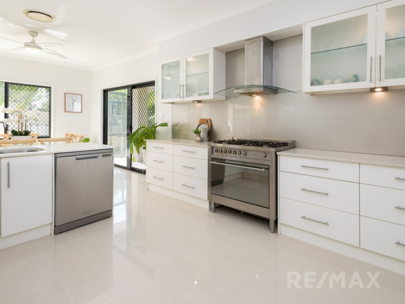 Photo - 21 Meridien Avenue, Varsity Lakes QLD 4227 - Image 8