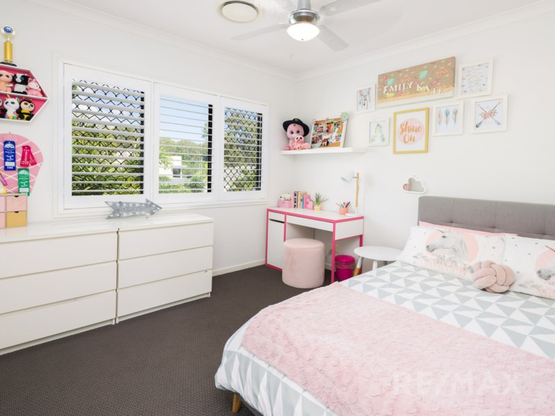 Photo - 21 Meridien Avenue, Varsity Lakes QLD 4227 - Image 13