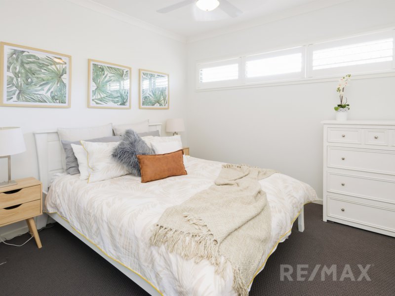 Photo - 21 Meridien Avenue, Varsity Lakes QLD 4227 - Image 15