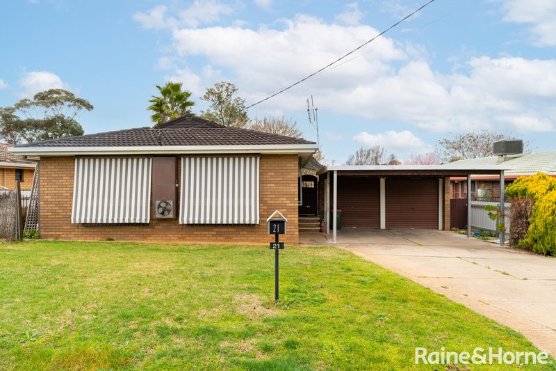 21 Merinda Crescent, Kooringal NSW 2650