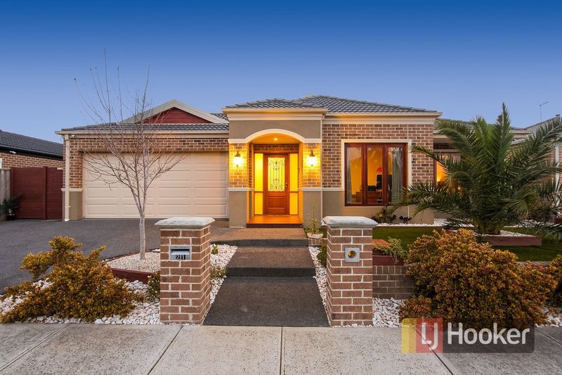 21 Mermaid Grove, Lyndhurst VIC 3975