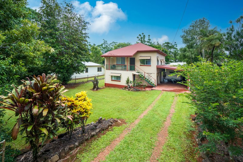 Photo - 21 Middle Avenue, South Johnstone QLD 4859 - Image 2