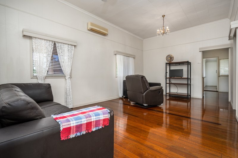 Photo - 21 Middle Avenue, South Johnstone QLD 4859 - Image 4